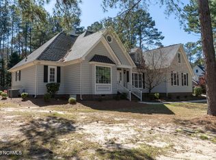 201 Lakeshore Dr, Rockingham, NC 28379