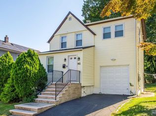 92 Genesee Ave, Teaneck, NJ 07666