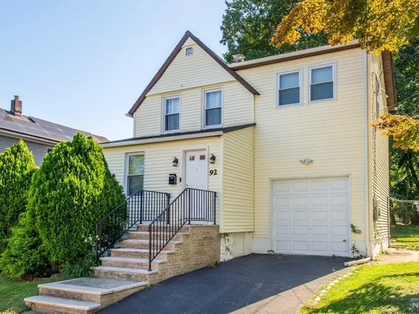 92 Genesee Ave, Teaneck, NJ 07666