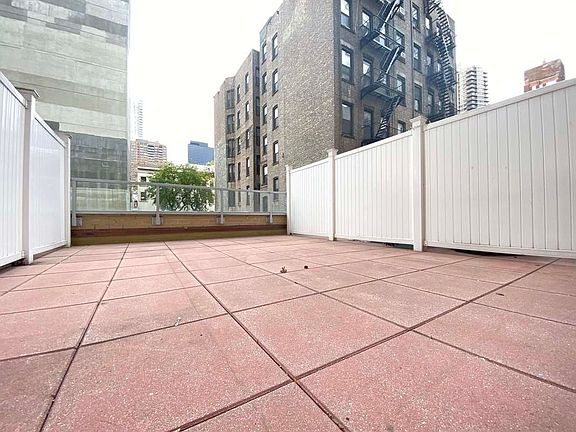 2nd image of 250 E 63rd St APT 201