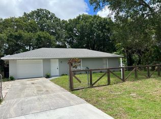 8106 Deland Ave, Fort Pierce, FL 34951