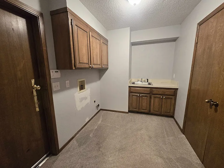 4009 Cherry Hill Ln — Photo 12