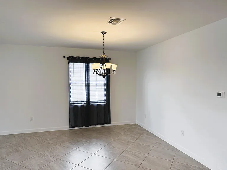 13856 Pine Lodge Ln — Photo 5