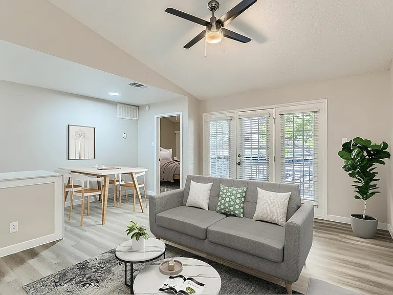 Rise at Highland Meadows — Photo 9