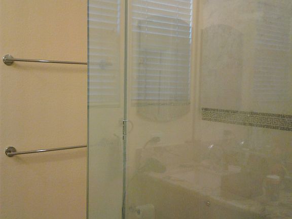 4th image of 978 McCall Dr