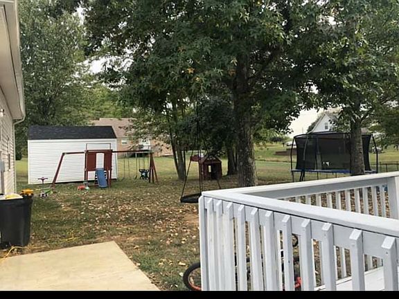 2nd image of 110 Jellico Dr