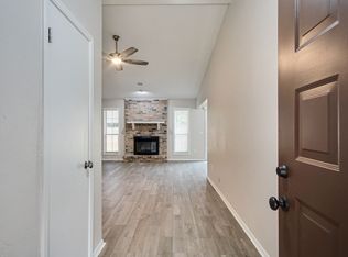 501 Holly Hill Rd, Edmond, OK 73003