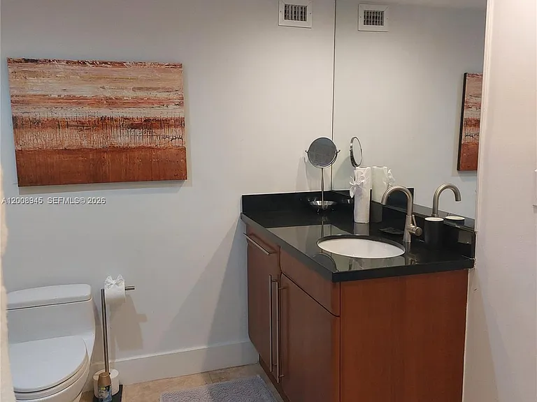 2301 Collins Ave #1125 — Photo 19
