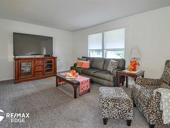 4th image of 12445 Joel Dr