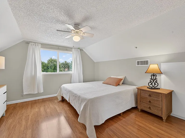 420 Colusa Pl — Photo 27