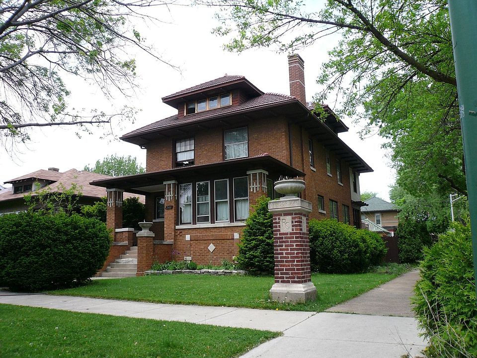 Lincoln Square Gem