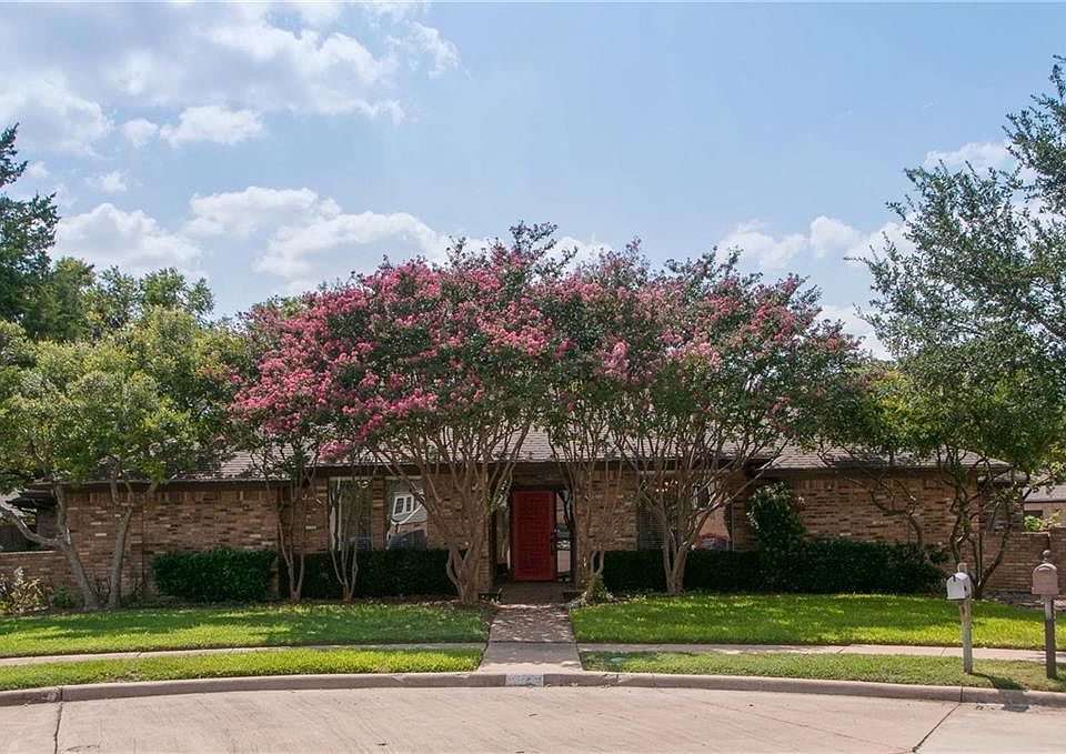 1st image of 3326 Creekbend Dr