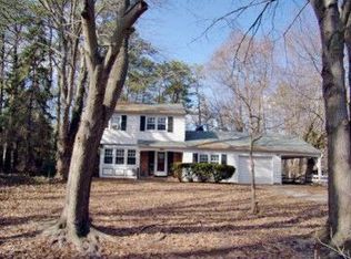 16 Holly Dr, Medford, NJ 08055