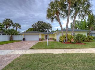 8556 Merrimoor Blvd E, Seminole, FL 33777