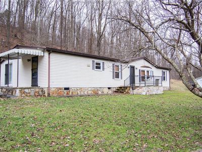 2747 Brook Rd, South Charleston, WV, 25309