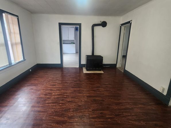 182 Keystone St #2