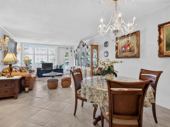 1913 S Ocean Dr APT 230, Hallandale Beach, FL 33009