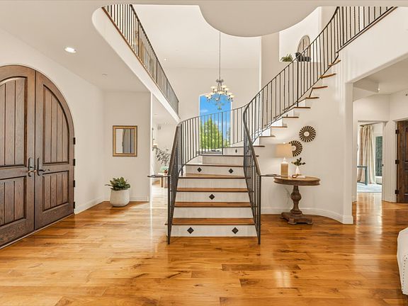 5th image of 1060 Pajaro Hills Ct