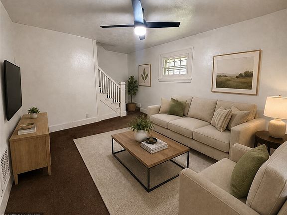 2nd image of 1150 Forest Ave