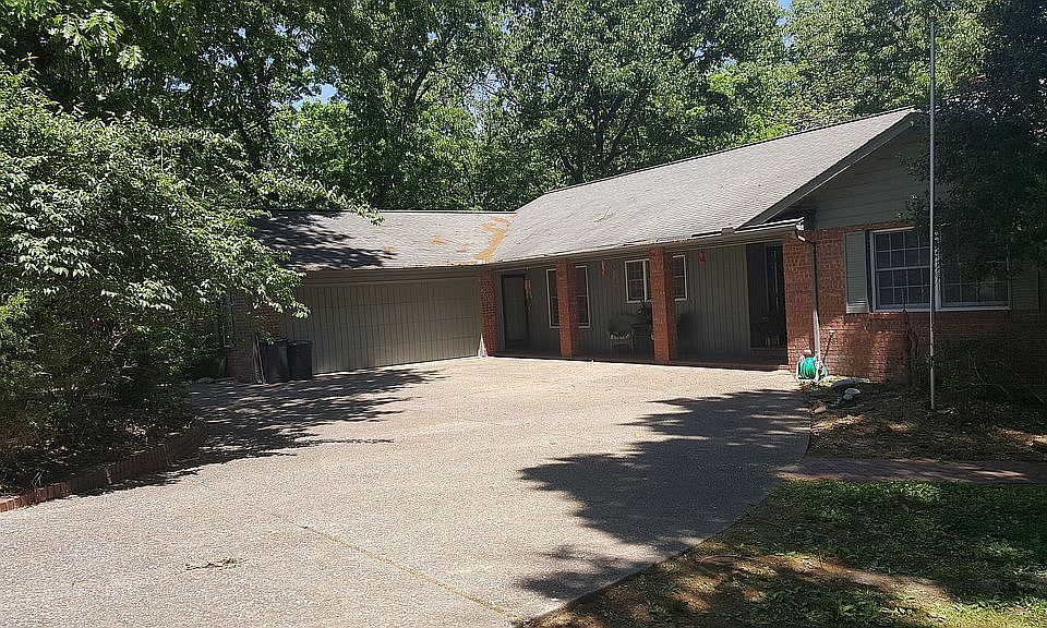 1st image of 8138 Fairway Dr