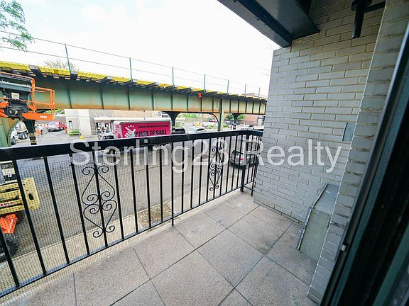 4th image of 32-44 31st St #1D