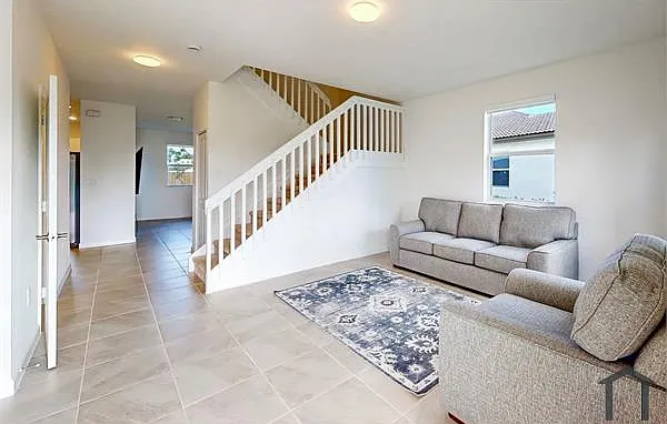 2333 SE 28th Ct — Photo 4