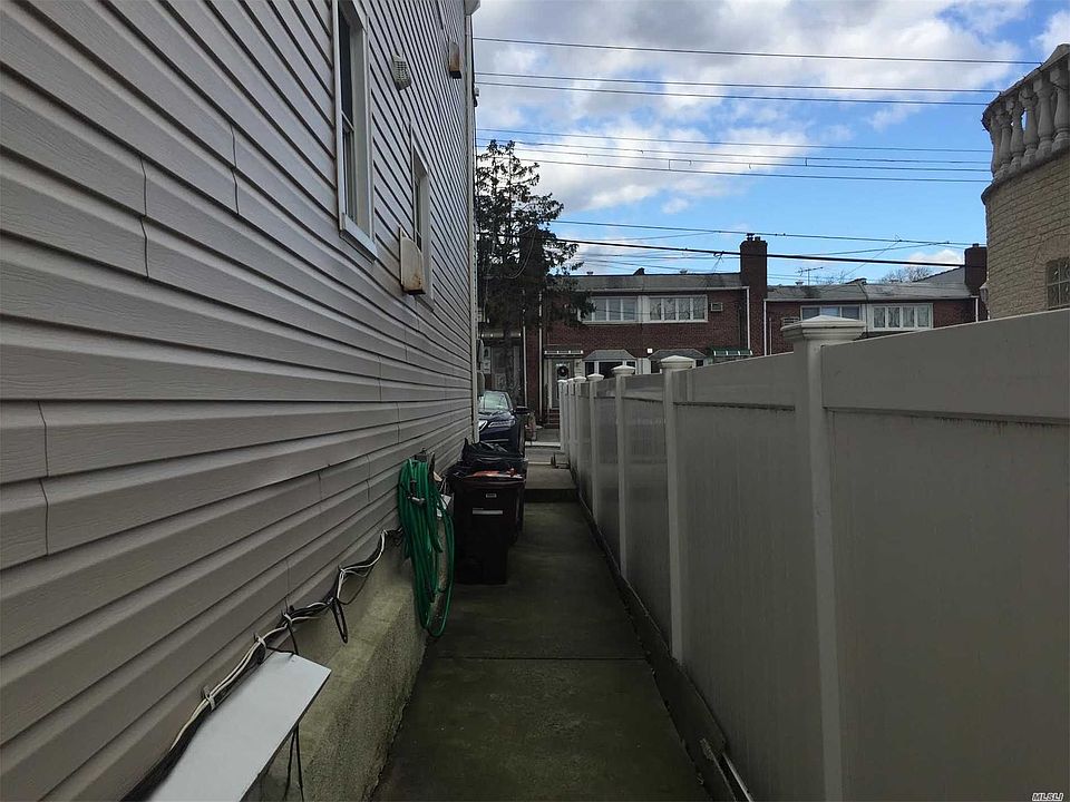 2nd image of 13-07 126th St