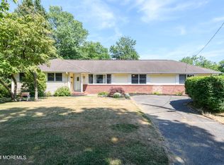 2 Morford Rd, Middletown, NJ 07748