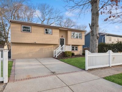 315 State Avenue, Wyandanch, NY, 11798