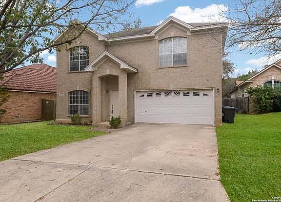 2nd image of 2614 Adams Cir