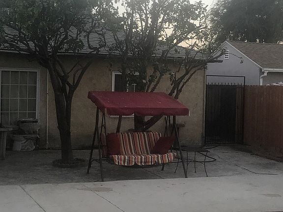 5th image of 16903 Maclaren St
