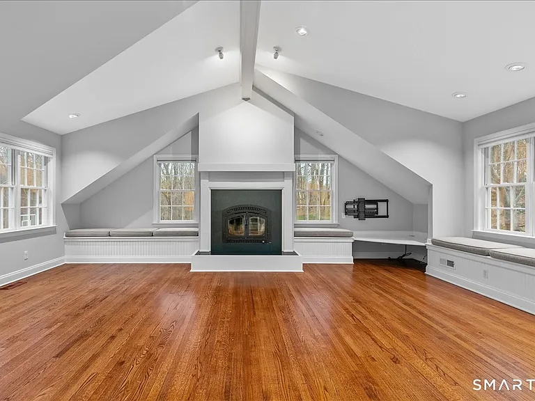 116 Scarlet Oak Dr — Photo 6