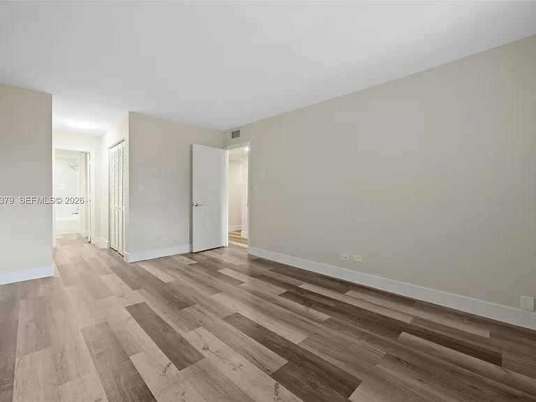8107 SW 72nd Ave #410E — Photo 16