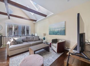 3032 N Seminary Ave, Chicago, IL 60657