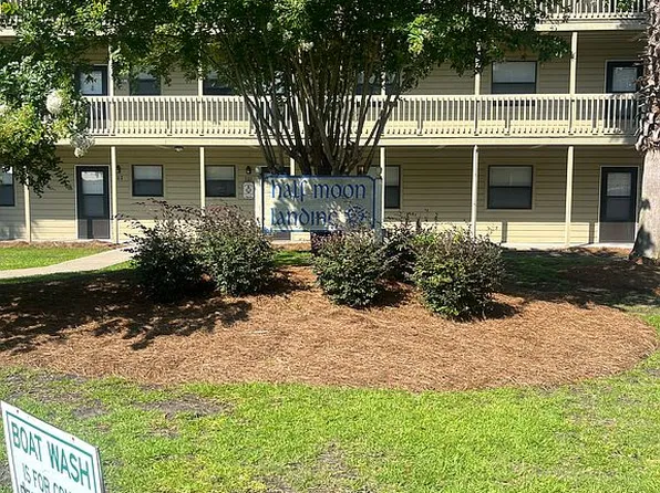 127 Azalea Rd APT A200, Midway, GA 31320