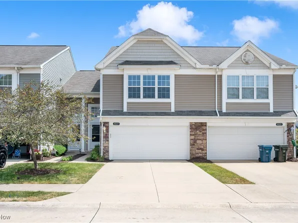 8517 Roxbury Ct, Olmsted Township, OH 44138