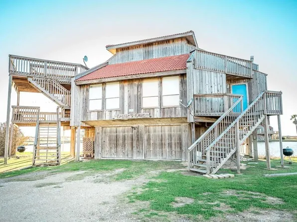 282 Private Road 640 Unit 27, Matagorda, TX 77457