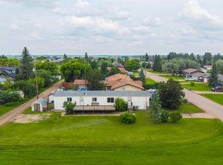 210 S 1st St E, Lashburn, SK S0M1H0
