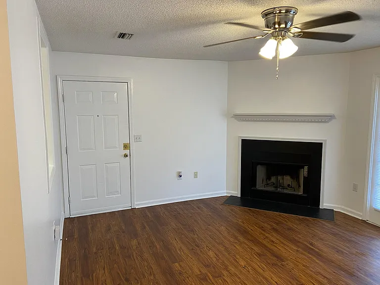 501 Pelham Square Way #501 — Photo 3