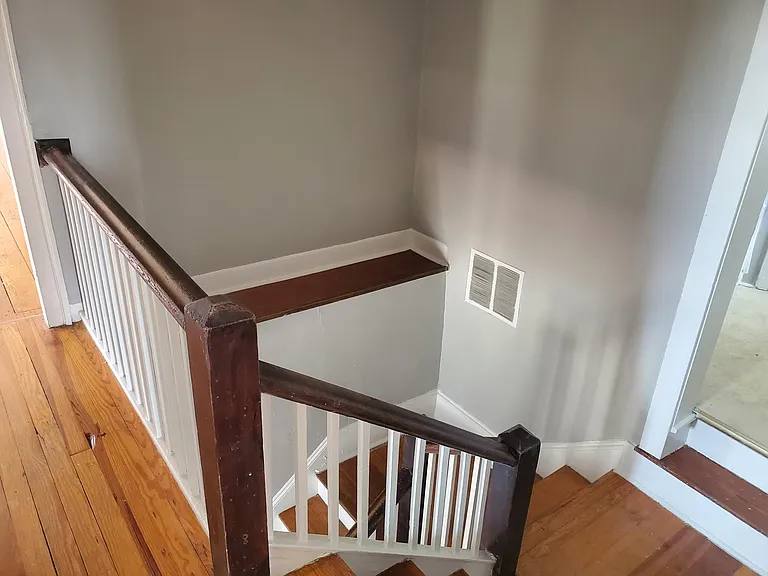 5195 Main St #3 — Photo 2