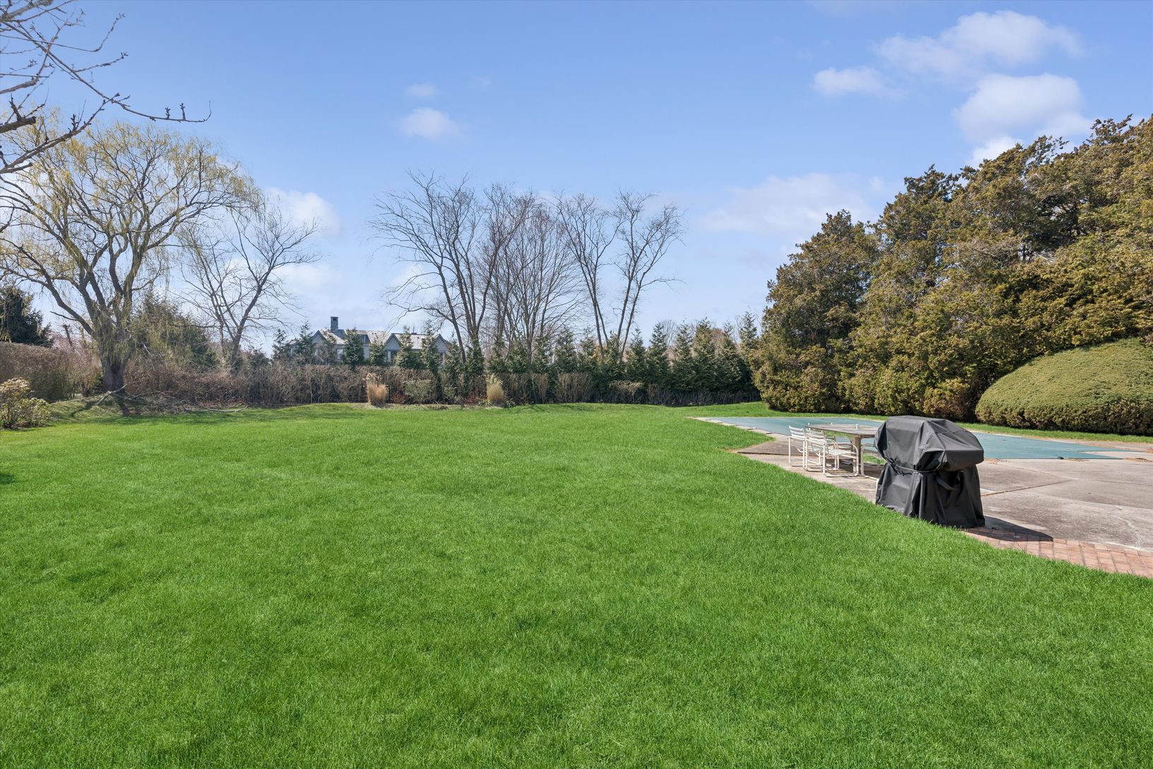  Spacious Yard