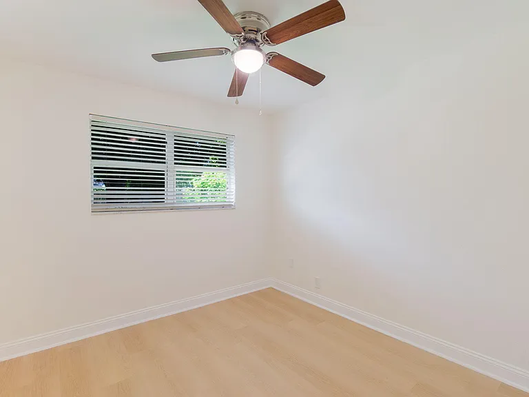 2831 N Seacrest Blvd #A — Photo 17