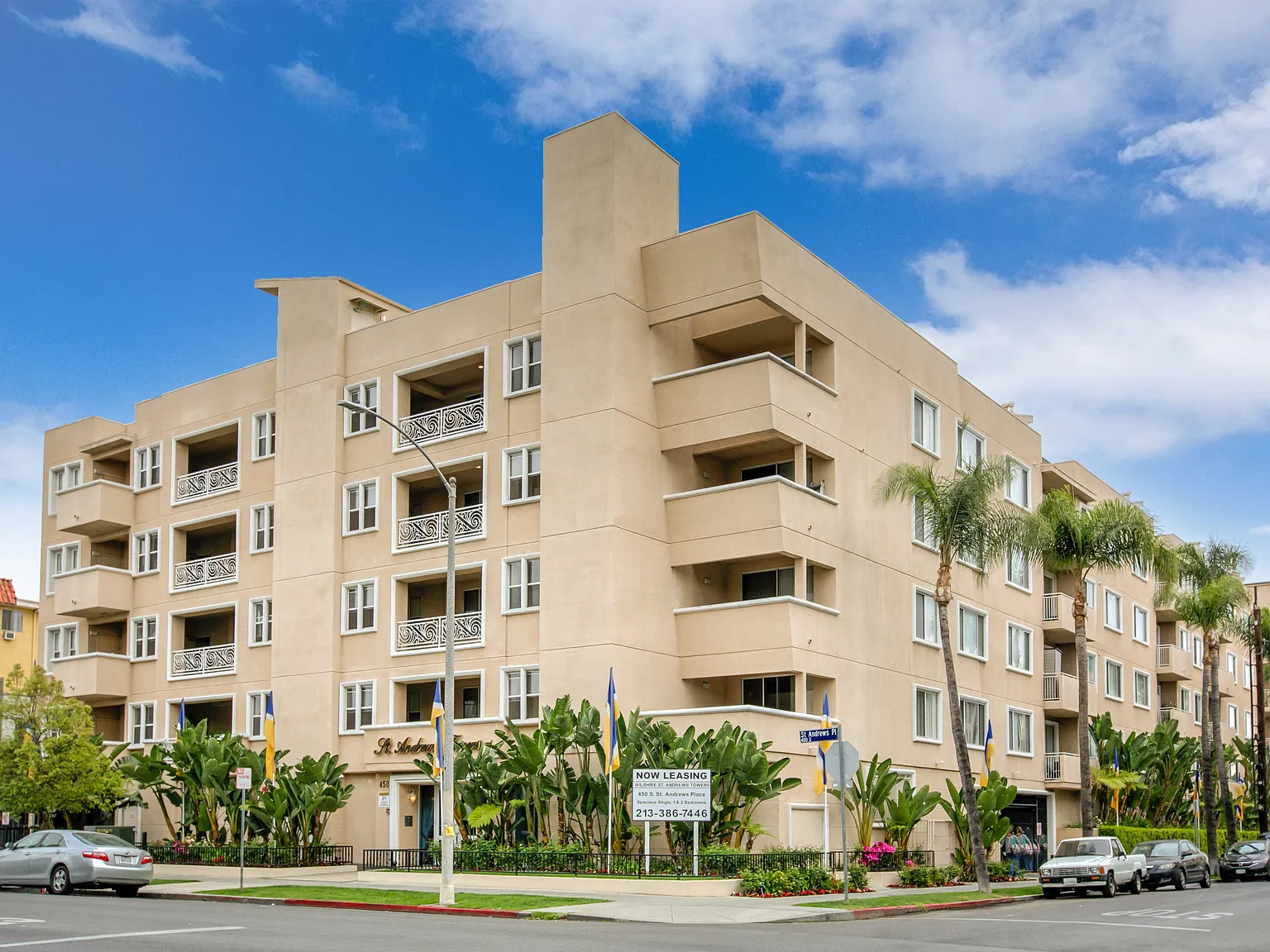 Wilshire St. Andrews Towers — Photo 3