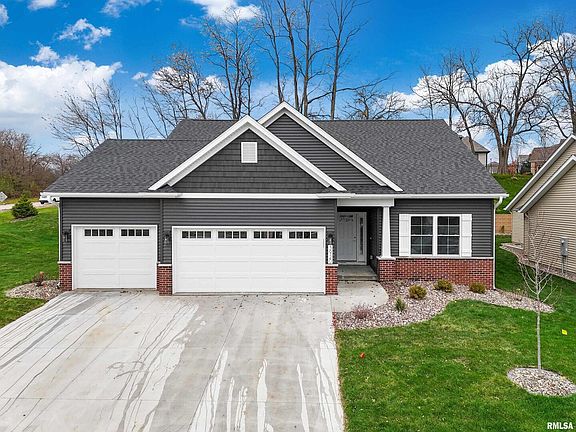 2nd image of 3920 Meadowlark Ct