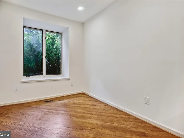 6 Goldleaf Ct — Photo 11