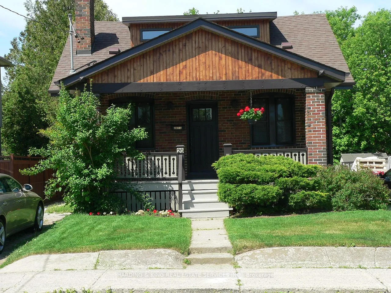 3 bed, $2,900 — Photo 1