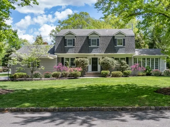 3 Forest St, Chatham Twp., NJ 07928