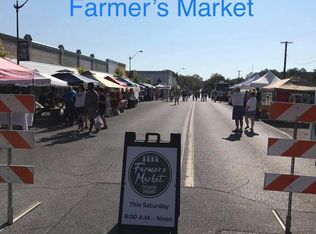 291 College Ave APT C, Defuniak Springs, FL 32435