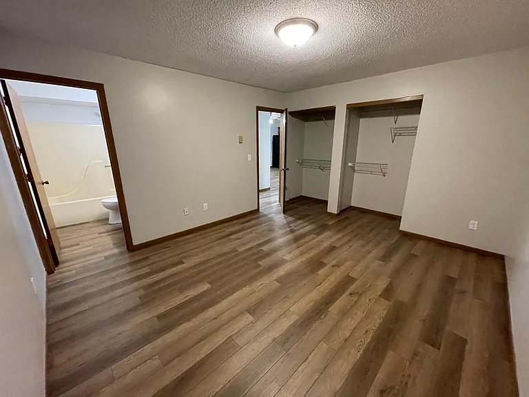 1934 Brookhaven Dr — Photo 5