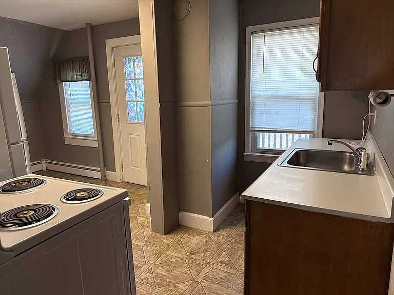 1212 S Main Ave #3 — Photo 4